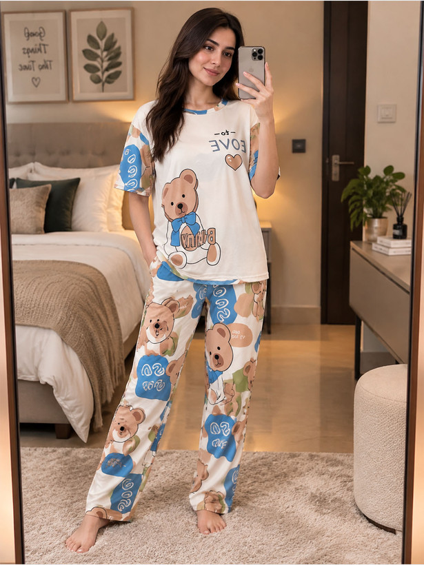 ست تیشرت و شلوار و شورتک وارداتی طرح LOVE